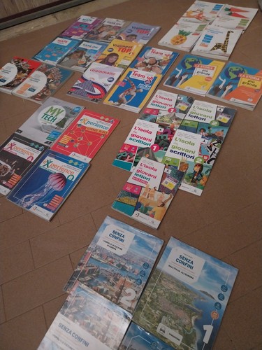 Libri scuola 2a - libri,